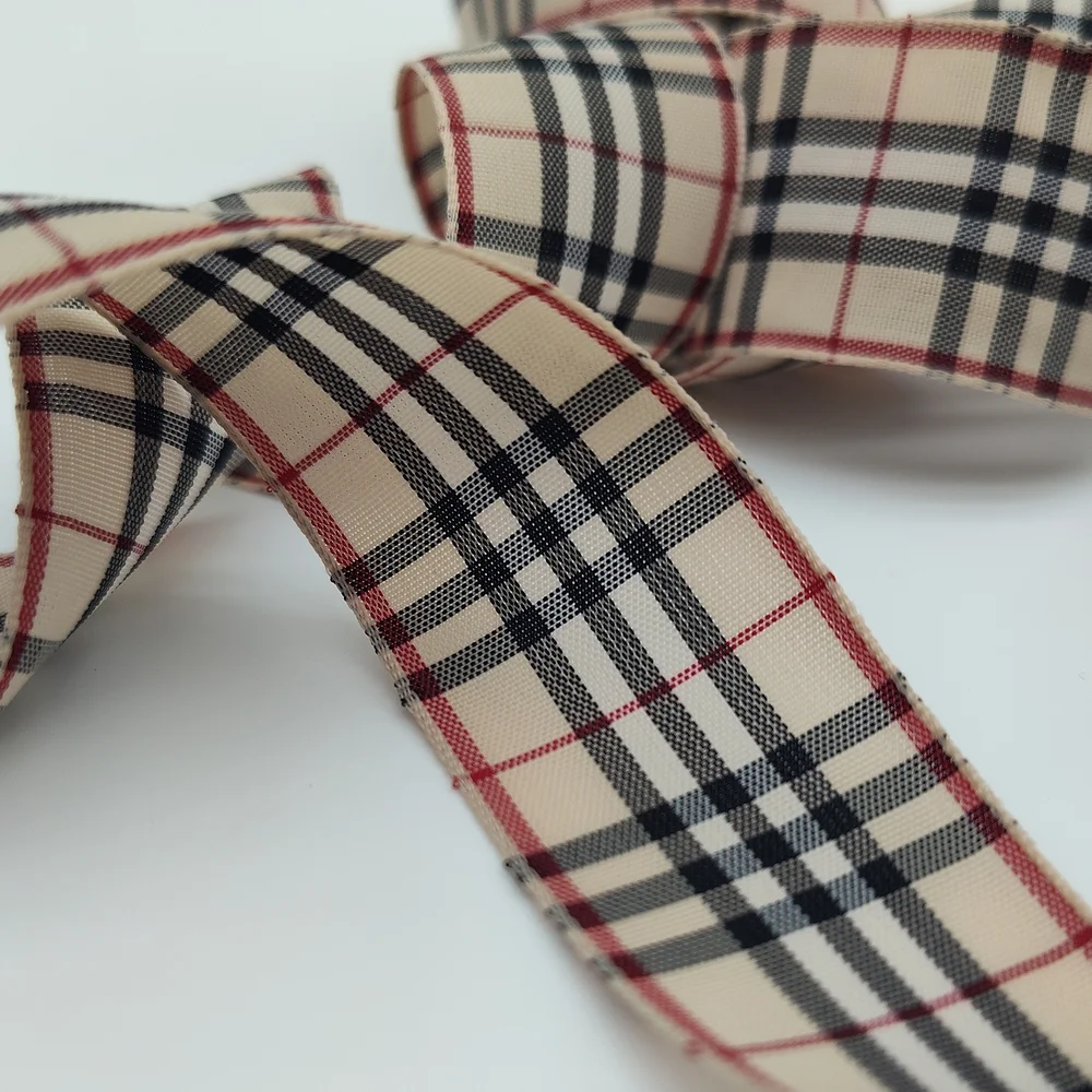 Authentic BURBERRY Plaid Gift Wrapping Ribbon ONE (1) Yard 1” Wide - Picture 2 of 3